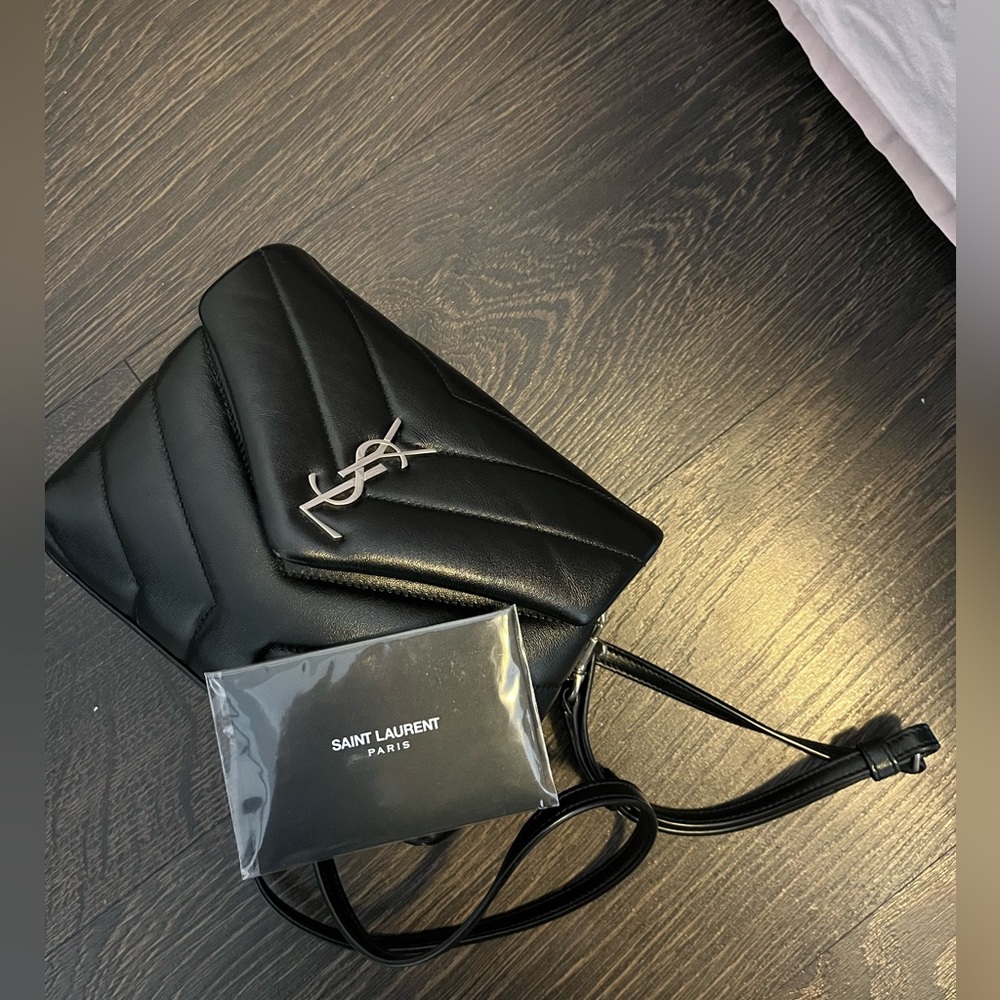 YSL Toy Lou Lou monogram leather crossbody bag - Picture 3 of 6